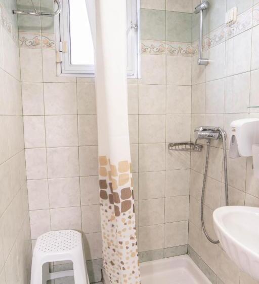 Habitació Estàndard, Anita