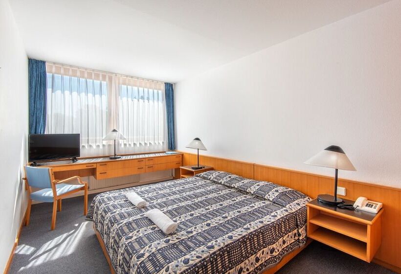 Номер Стандарт, Club Tihany