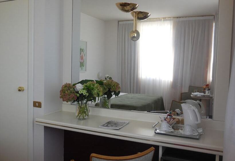Camera Executive, Starhotels Cristallo Palace