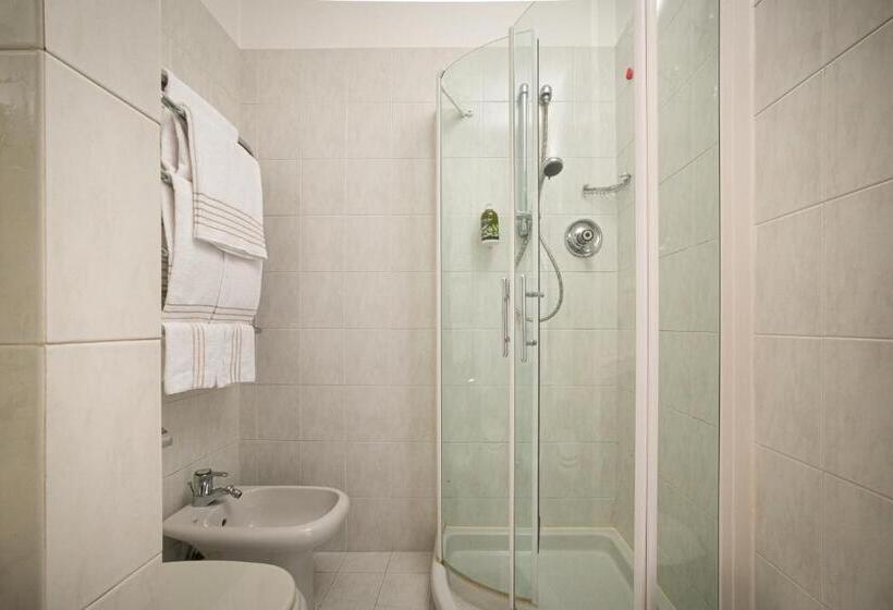اتاق سوپریور سه تخته, Villa Elisa & Spa