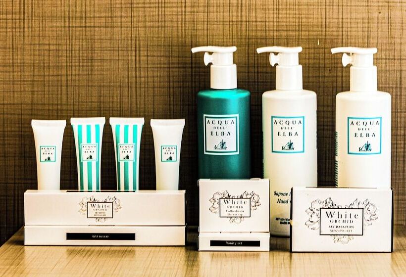 اتاق سوپریور چهار تخته, Albergo Firenze