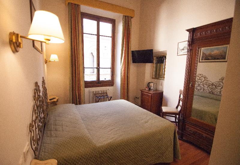 Camera Standard, Cimabue