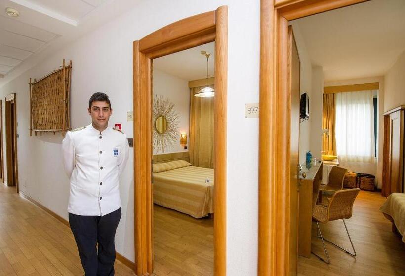 Номер Economy, Terminal   Caroli Hotels