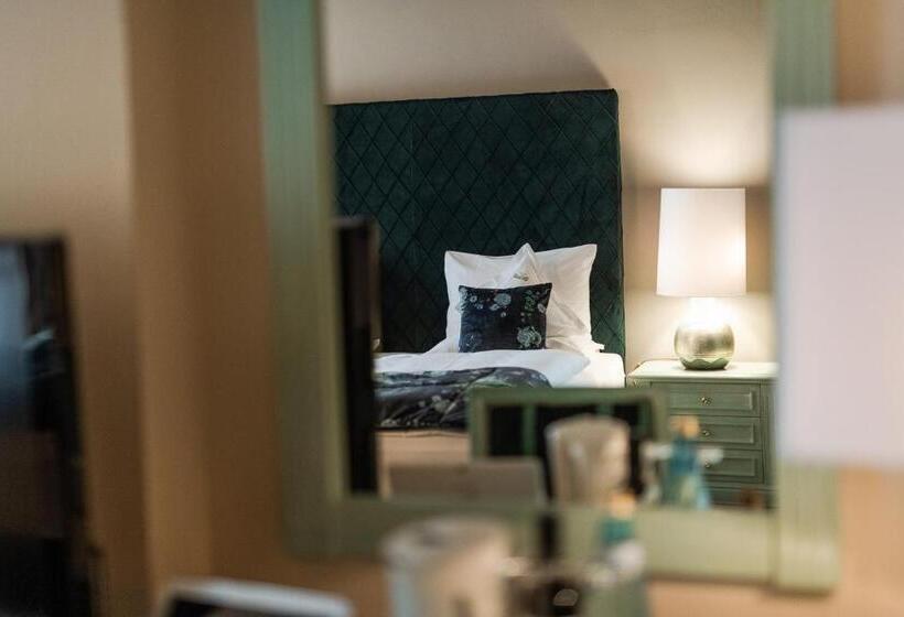 Номер Deluxe с Балконом, Mignon Meran Park & Spa