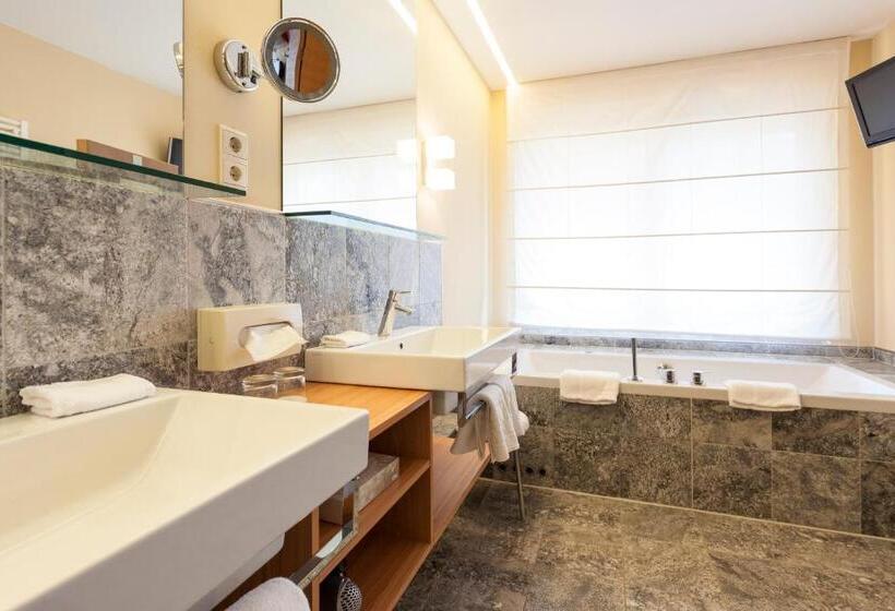 Люкс Повышенной Комфортности, Mignon Meran Park & Spa