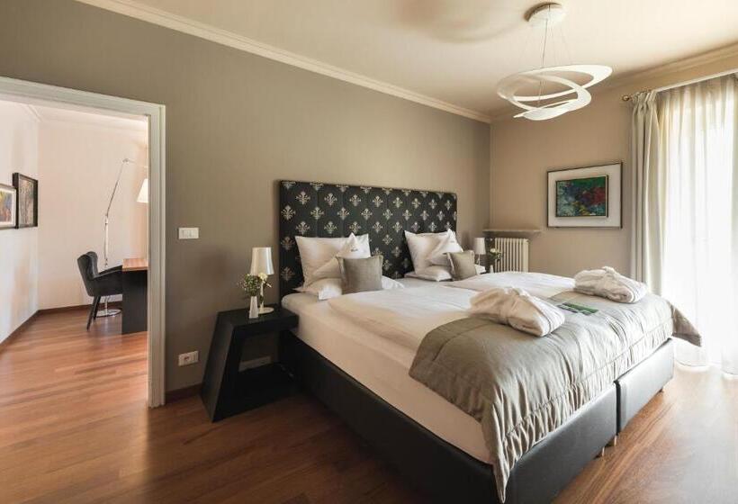 Люкс Deluxe Кровать Кинг, Mignon Meran Park & Spa