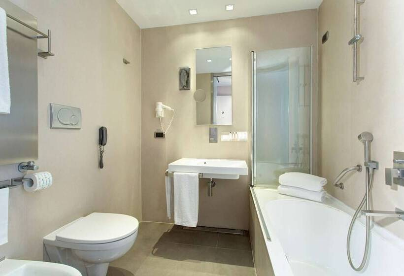 اتاق راحتی, Best Western Premier Hotel Royal Santina