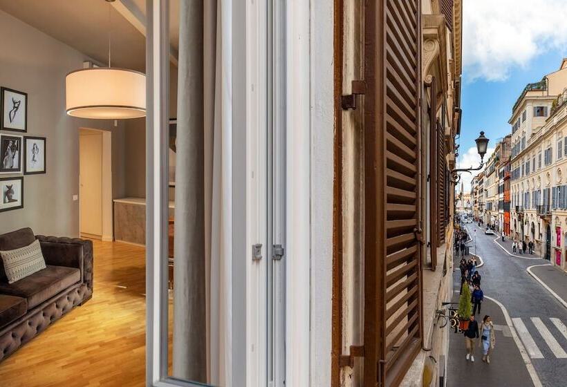 آپارتمان 1 خوابه, Condotti Boutique