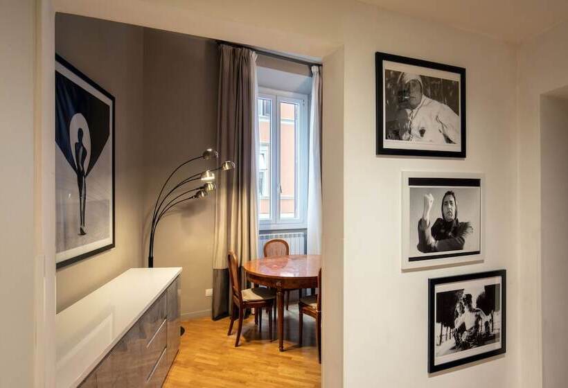 آپارتمان 1 خوابه, Condotti Boutique