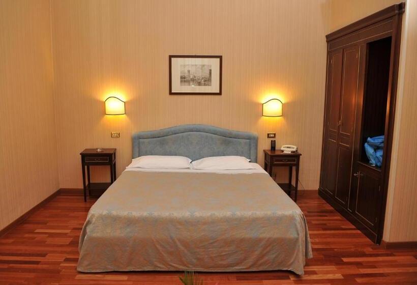 スタンダードルーム, Grande Albergo Quattro Stagioni