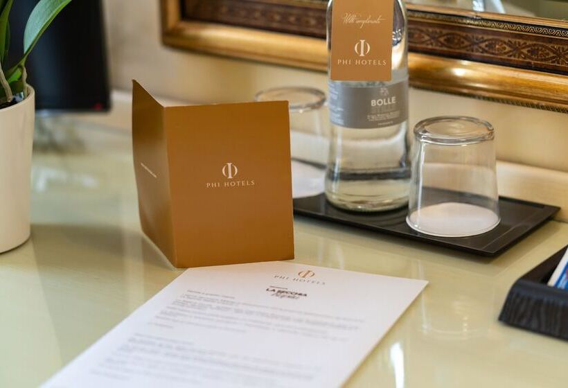 سوییت جونیور, Phi Hotel Canalgrande
