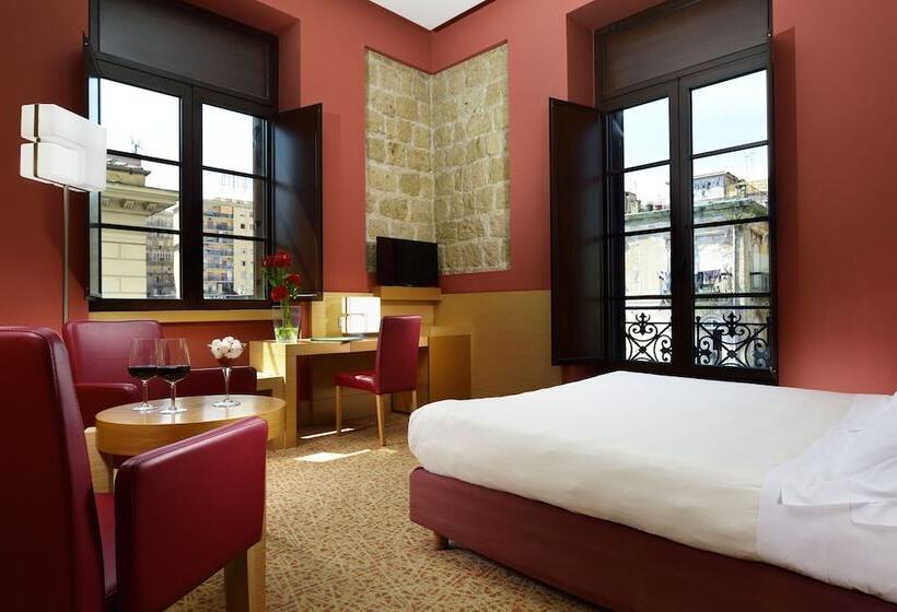 اتاق اجرایی, Unahotels Napoli