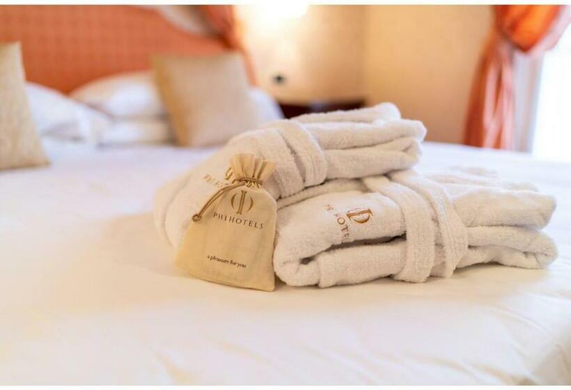 سوییت جونیور, Phi Hotel Canalgrande