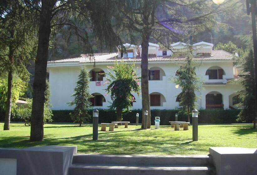 Номер Стандарт Трехместный, Villaggio Turistico La Mantinera