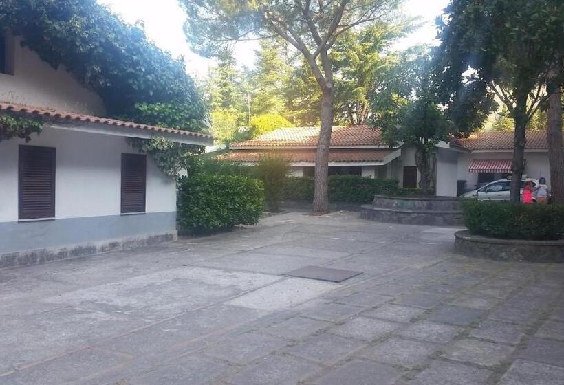 Családi Szoba, Villaggio Turistico La Mantinera
