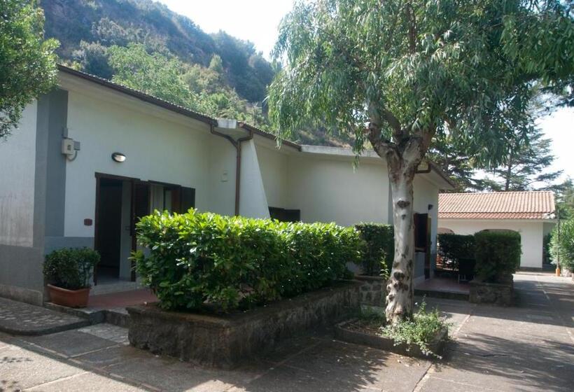 Családi Szoba, Villaggio Turistico La Mantinera