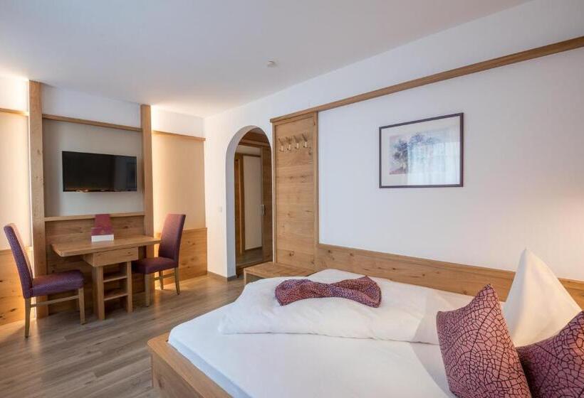 Номер Basic, Posthotel Lamm