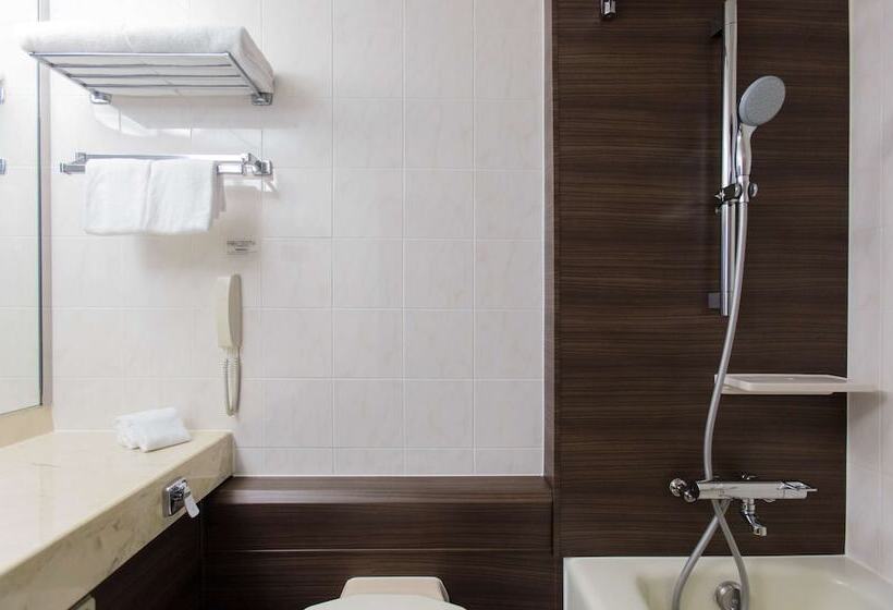 Camera Standard, Doubletree By Hilton Hotel Naha Shuri Castle