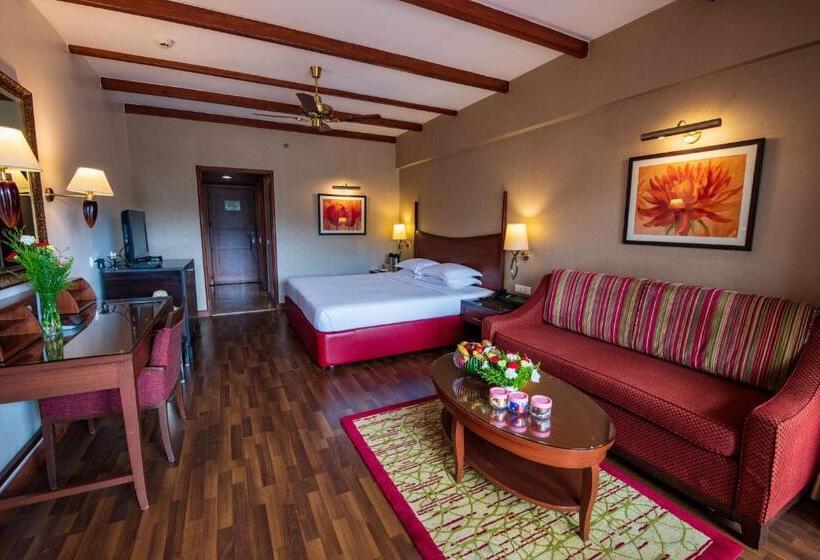 Номер Deluxe, The Carlton Kodaikanal