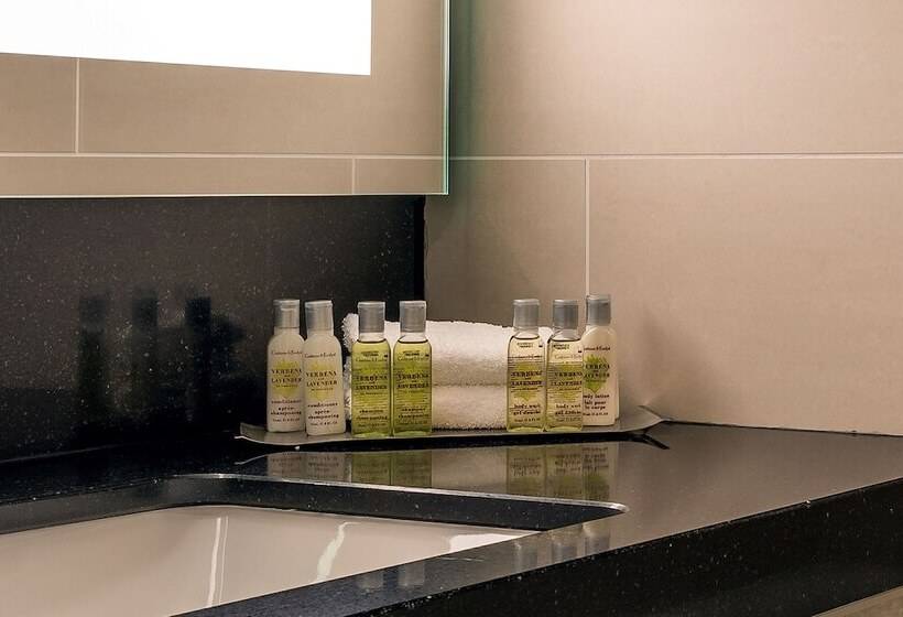 سوییت جونیور, Doubletree By Hilton Luxembourg