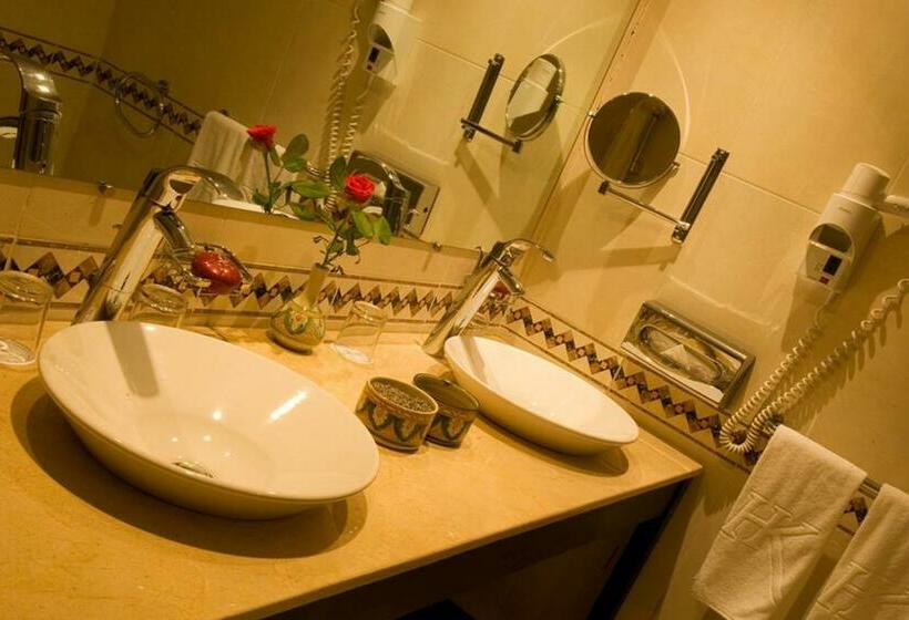 سوییت جونیور, Hôtel Le Semiramis Marrakech By Bravia Hotels