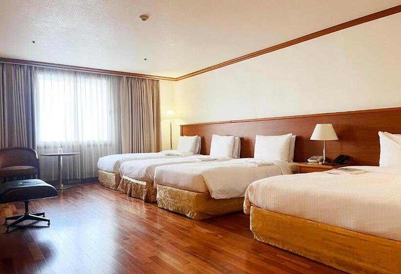 Четырехместный Номер Стандарт, Sejong Hotel Seoul Myeongdong