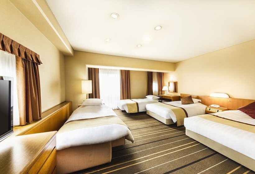 Номер Deluxe, Senri Hankyu Hotel Osaka