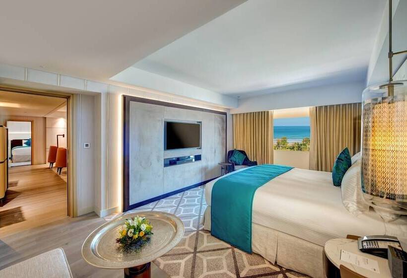سوییت جونیور با چشم‌انداز دریا, Intercontinental Muscat, An Ihg