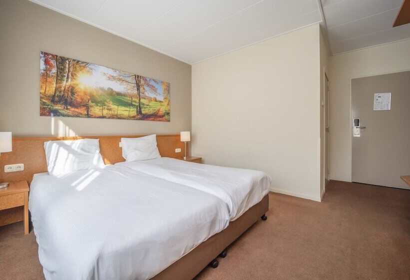 Номер Стандарт, Fletcher Hotel Restaurant Waalwijk