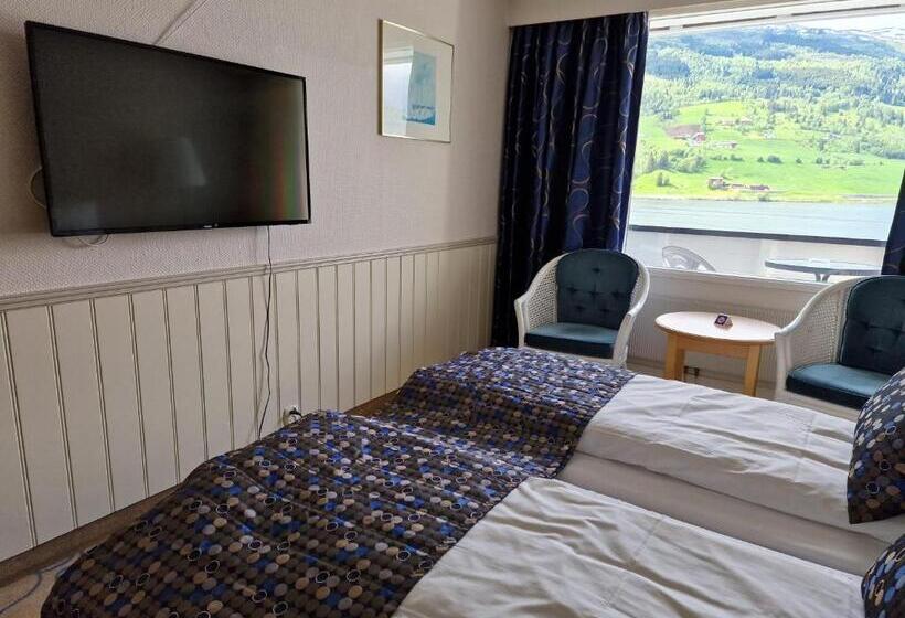 スタンダードルーム, Olden Fjord