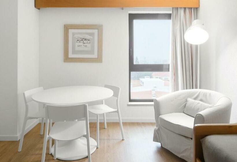 شقة غرفة واحدة, Apartamento Sinerama