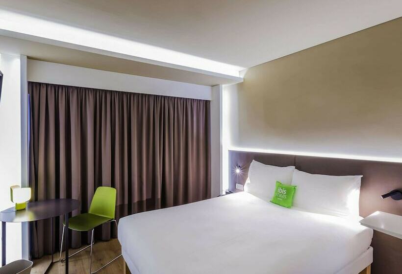 Номер Superior, Ibis Styles Lisboa Centro Marques De Pombal