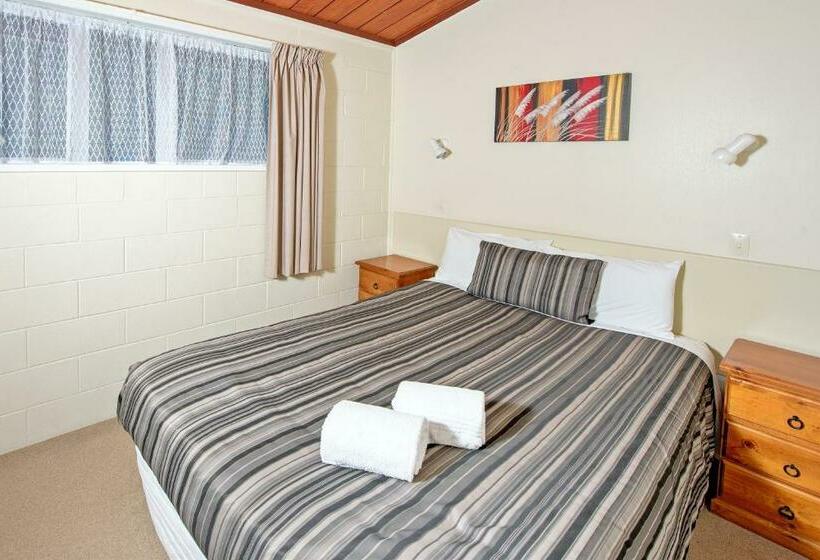 Апартаменты 2 Спальни, Tourist Court Motel