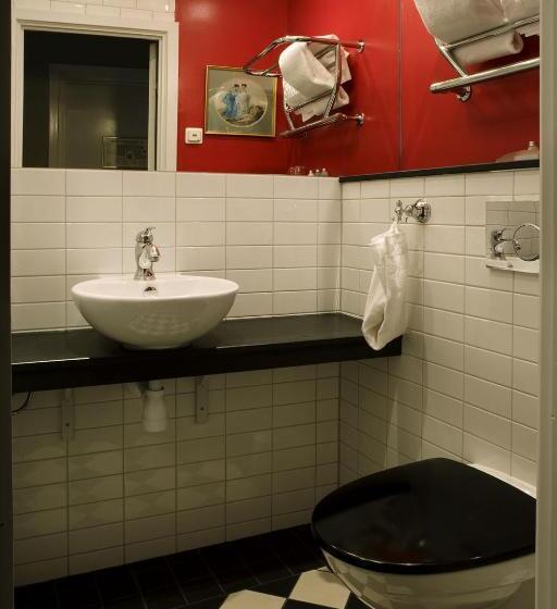 스탠다드 룸, Lady Hamilton