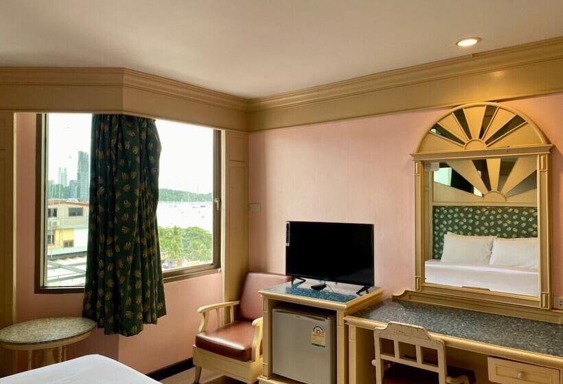 Номер Superior, Aa Hotel Pattaya