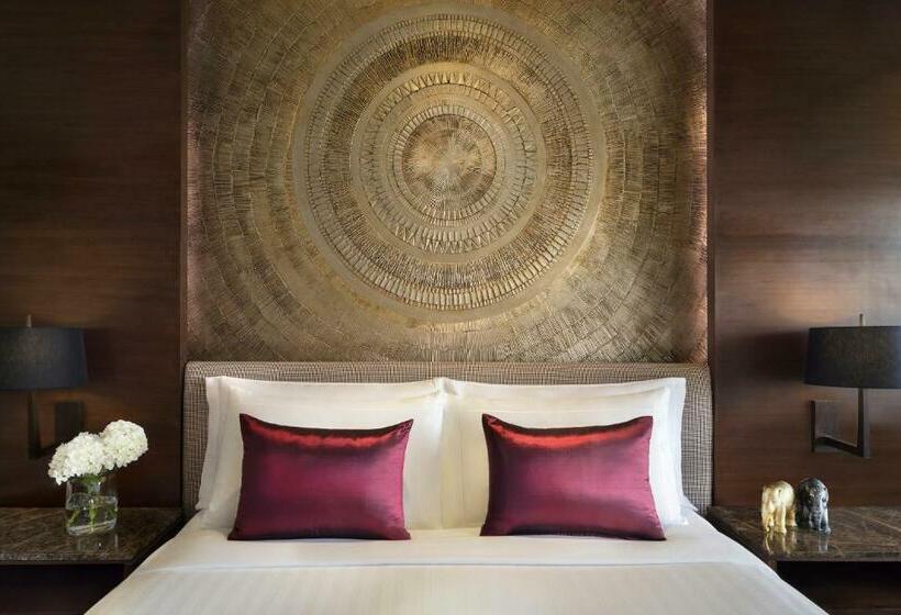 강 전망 스위트, Anantara Riverside Bangkok Resort