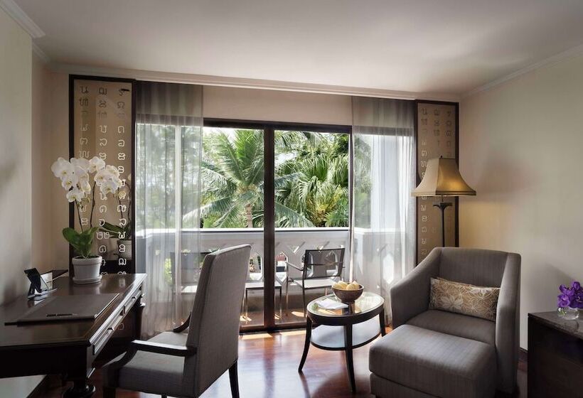 디럭스 룸, Anantara Riverside Bangkok Resort