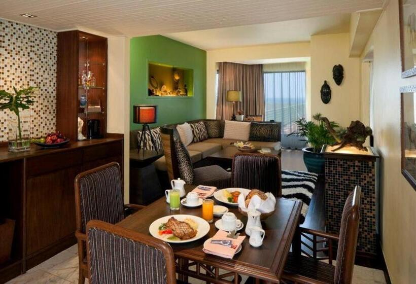 테마 스위트, The Bayview Hotel Pattaya