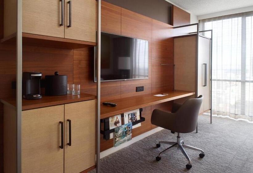 חדר סטנדרט שתי מיטות זוגיות, Atlanta Marriott Marquis
