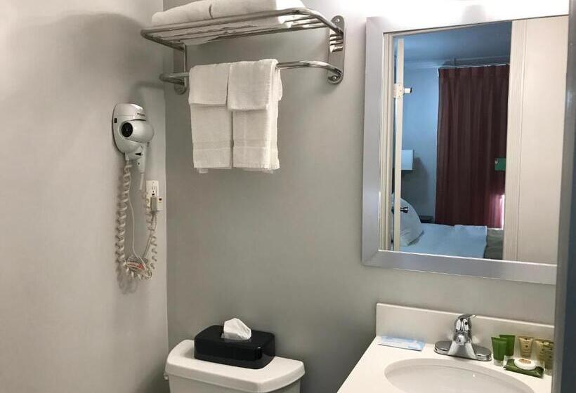 اتاق لوکس چهار تخته, Heritage Hotel New York City