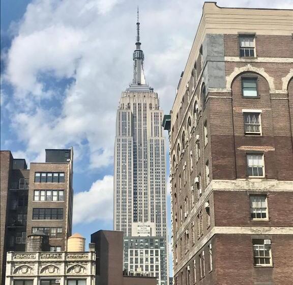 سوییت خانوادگی, Heritage Hotel New York City
