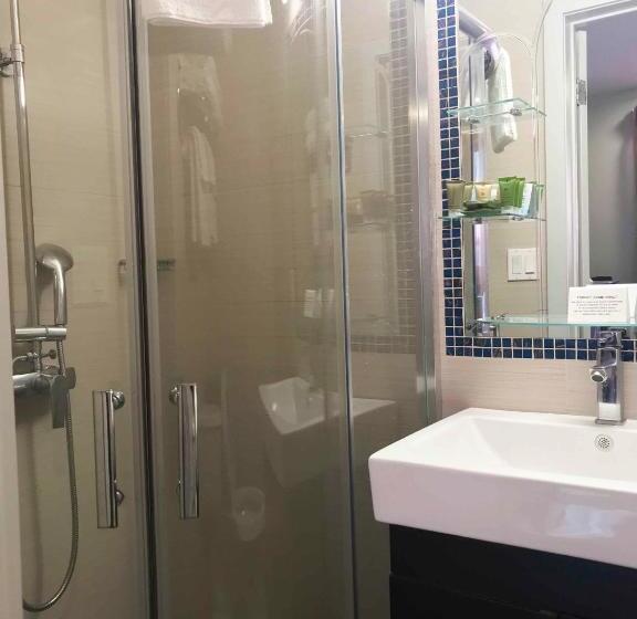 اتاق ساده چهارنفره, Heritage Hotel New York City