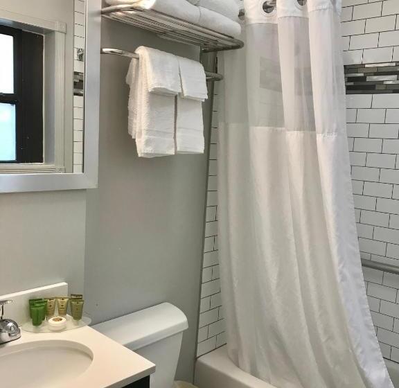 اتاق لوکس با تخت بزرگ, Heritage Hotel New York City