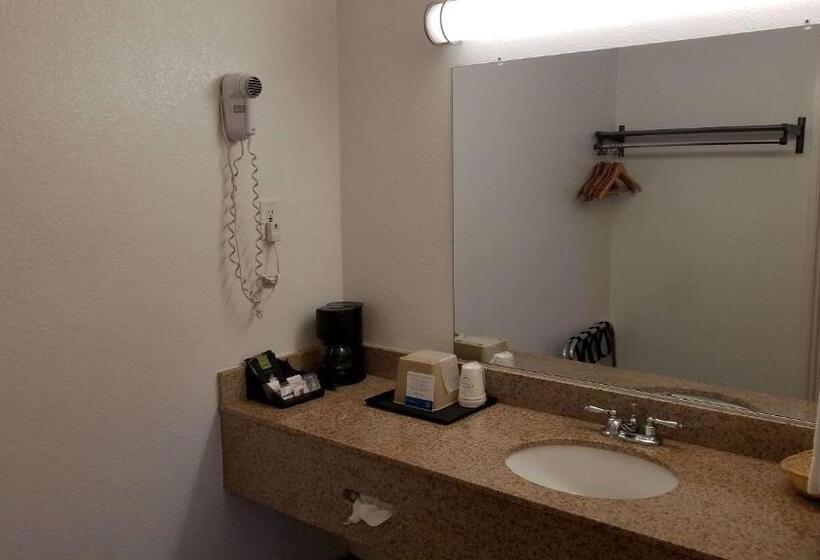 Habitació Estàndard 2 Llits Matrimoni, Rodeway Inn Alamedaoakland