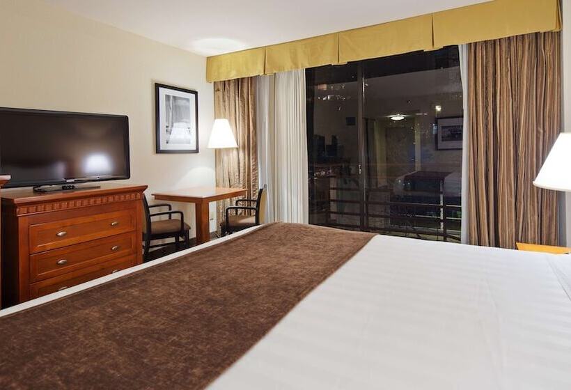 Cameră Standard Pat Matrimonial, Best Western Plus Bayside Inn