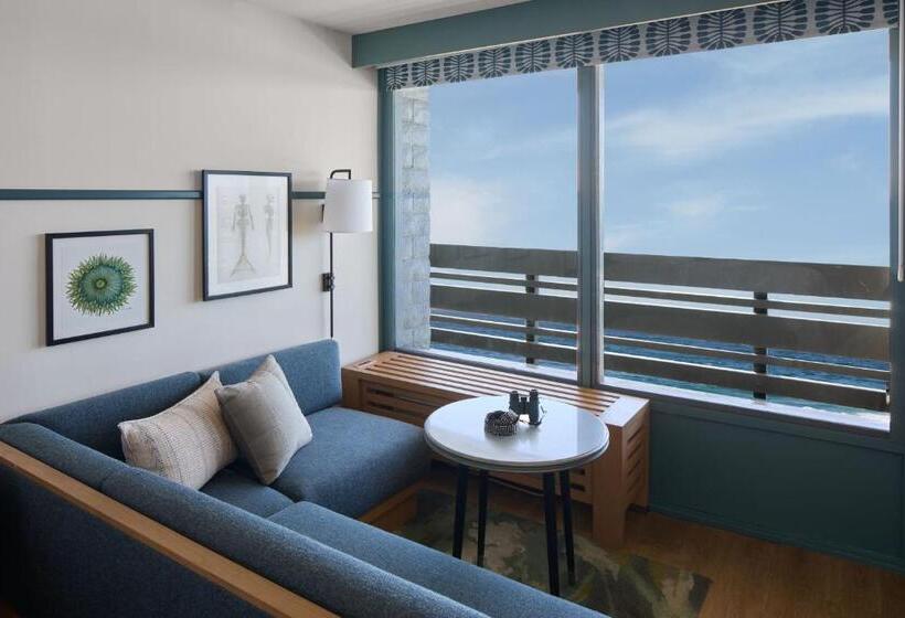 Номер Премиум, Monterey Beach Hotel, A Tribute Portfolio