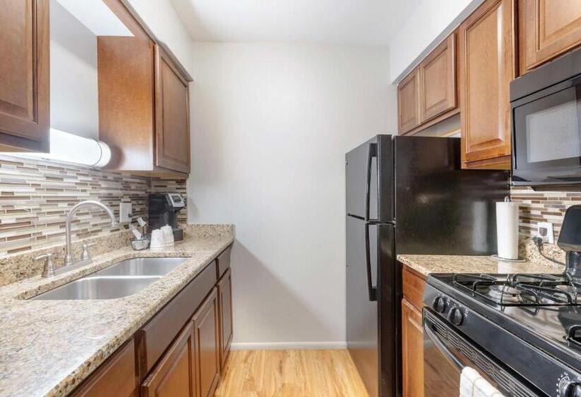 Люкс Кровать Кинг, Best Western Plus Milwaukee West