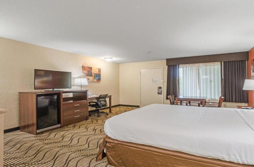 Номер Стандарт Кровать Кинг Адаптированный для Инвалидов, Best Western Roseville Inn