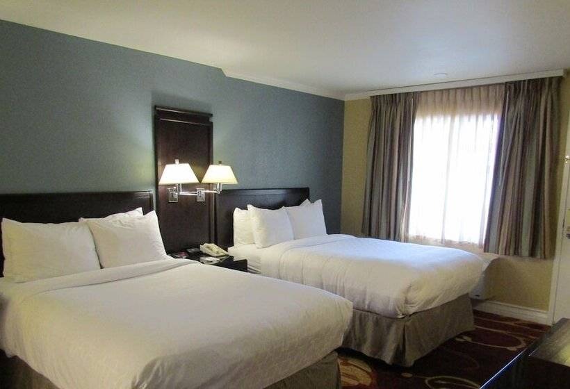 Номер Стандарт 2 Двуспальные Кровати, Clarion Inn Near China Lake Naval Station