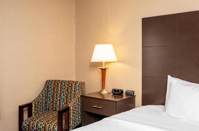 高级套房, Clarion Pointe Harrisonburg